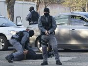 Голема количина илегално оружје и муниција пронајдени во Чаир!