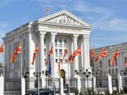 Владата бара ЗНМ и ССНМ јавно да го осудат на односот на новинарот Адеми кон министерката Јаневска