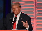 Трамп му се закани на Иран да „се вразуми пред да биде предоцна“