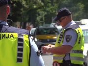 Лишени од слобода 14 возачи за безобѕирно управување возило