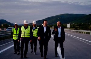 Николоски:Автопатот Охрид-Кичево се гради и ноќе – од утре во функција клучката Требеништа