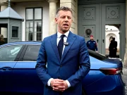 Никој не ужива во изборната победа како Петер Маѓар: Со еден статус истури сол на раната на Виктор Орбан