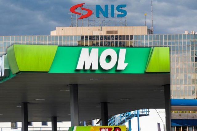nis-mol-670x447-1