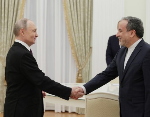 Иранскиот министер Арагчи утре во Москва ќе се сретне со Путин