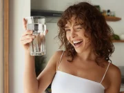 Што се случува со крвниот притисок кога ќе почнете да пиете повеќе вода?